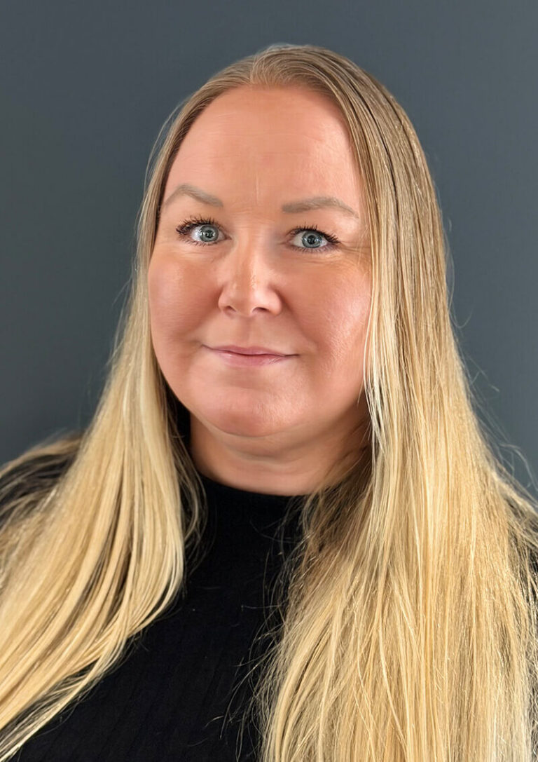 Christel-768x1087 Christel Eide-Larsen