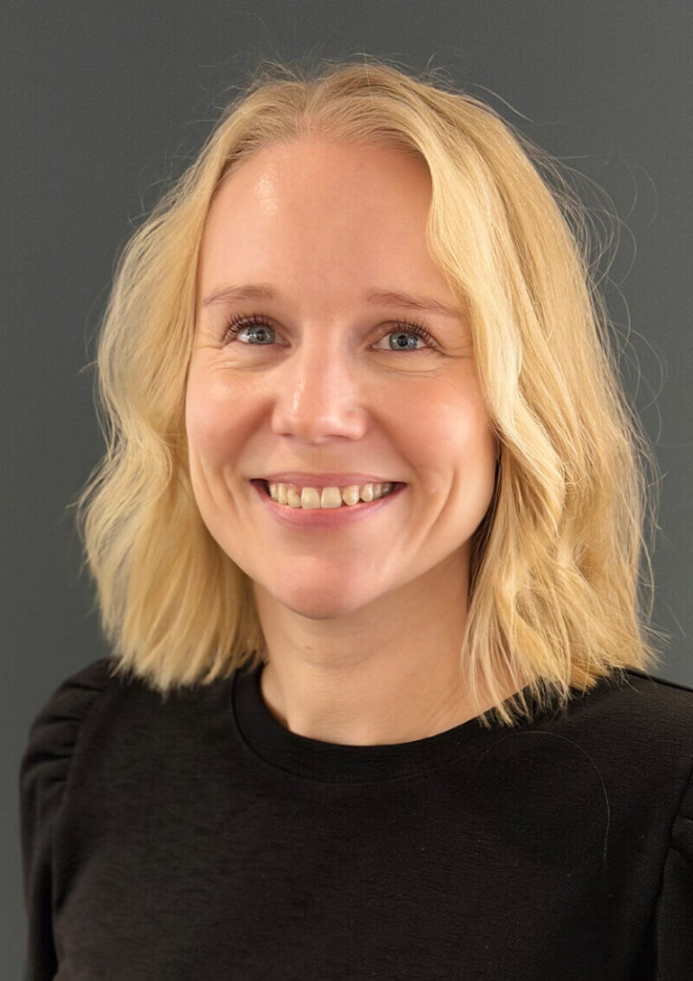 Kristine-R-768x1087 Kristine Røed