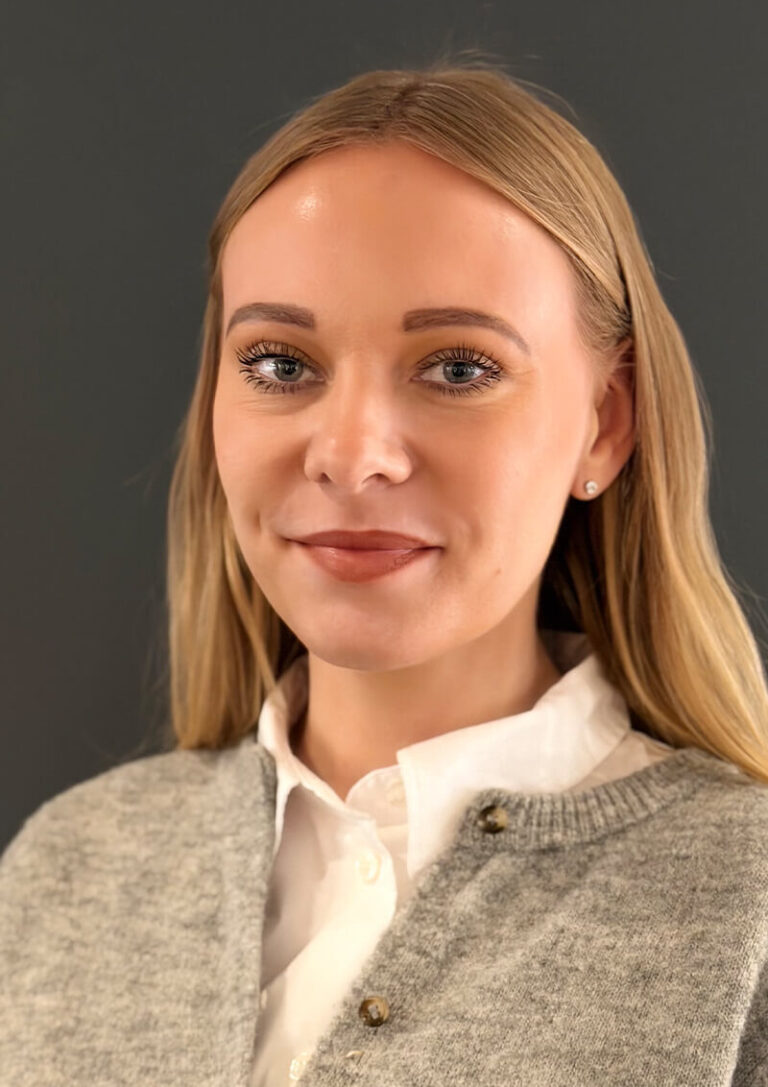 Madelen-768x1087 Arild Neslow